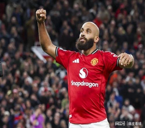 曼聯(lián)，重返前四！兩球擊敗曼城，真的太少了