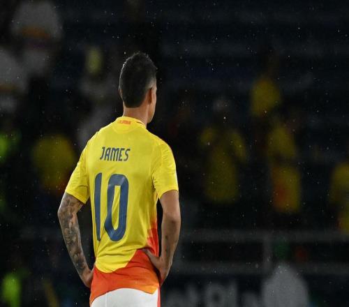 世界杯金靴又失業(yè)！34歲J羅遭墨超魚(yú)腩放棄離開(kāi)皇馬后5年已換6隊