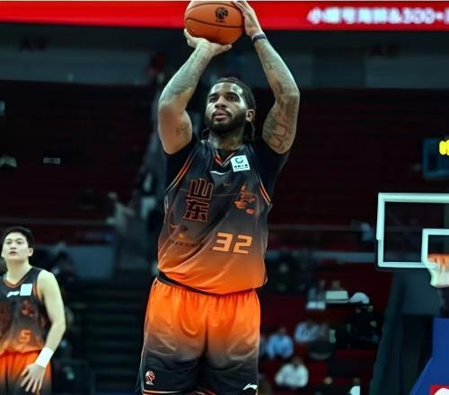 高速換外援謎團(tuán)：小外援就沒打算換，第四外援大三雙強(qiáng)人浮出水面