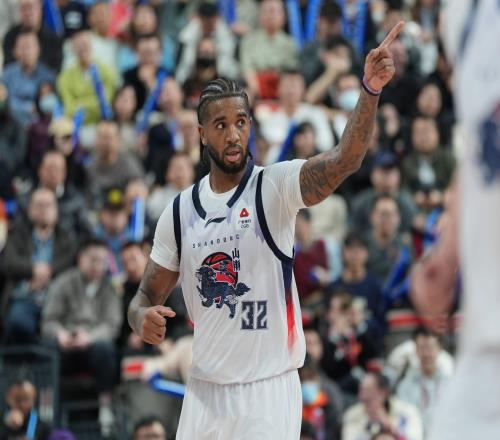 這一定是特別的緣分！邱彪復出再戰(zhàn)南京，山東男籃有望沖擊六連勝