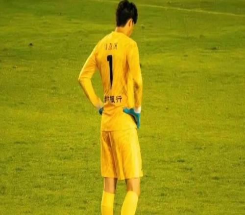 提前一輪降入中甲，長春亞泰18歲門將安智誠：像一場夢