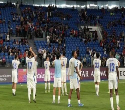 記者：申花隊(duì)已于昨晚返回上海，迎來5天假期進(jìn)行休整