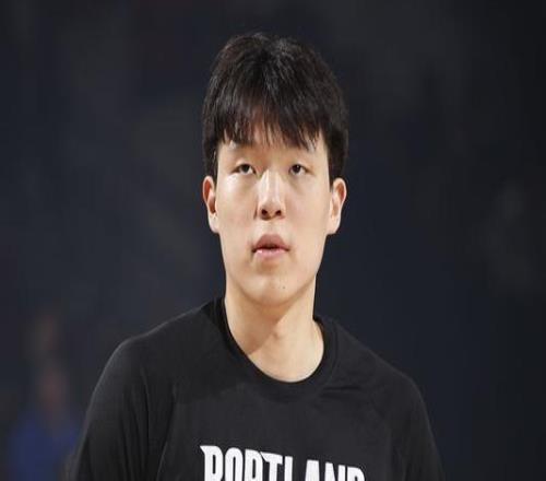 今日11點(diǎn)戰(zhàn)湖人！開拓者官方：將中鋒楊瀚森從發(fā)展聯(lián)盟召回