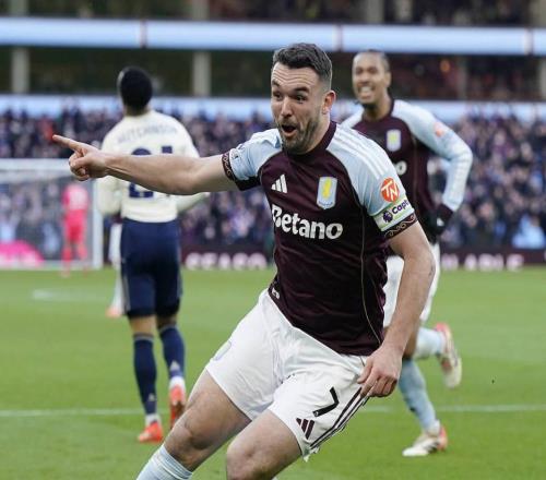 31！英超黑馬主場(chǎng)炸裂11連勝54歲埃梅里再創(chuàng  )神跡暫超曼城升第2