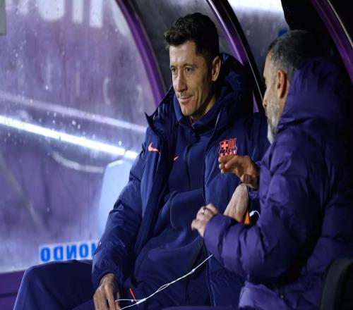 萊萬(wàn)：和巴薩續約不是薪水減半的問(wèn)題，我還沒(méi)確定未來(lái)的方向