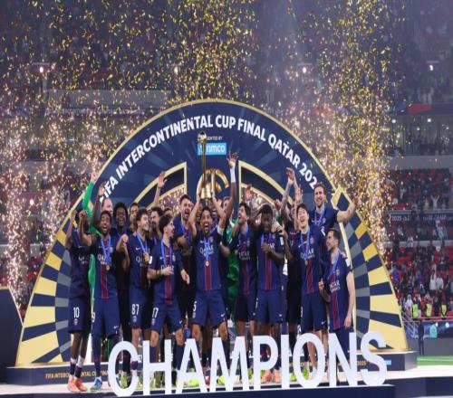 單賽季六冠有多難歷史僅三隊做到，巴黎差點七冠，09梅西太恐怖