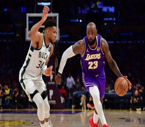 雙豐收，雄鹿戰(zhàn)勝湖人后，字母哥收到了一份來自詹姆斯的特別禮物