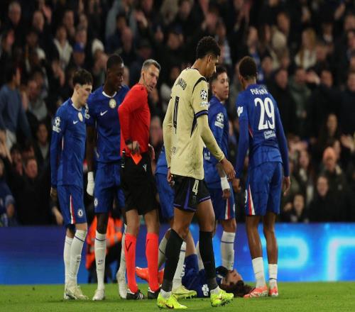 還是沒(méi)吸取教訓(xùn)，阿勞霍兩年半內(nèi)第四次染紅