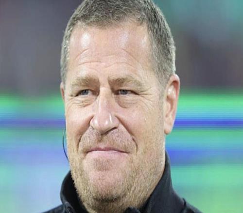 埃貝爾：下半場(chǎng)拜仁有點(diǎn)放松了因?yàn)槟X子里想著與巴黎的比賽