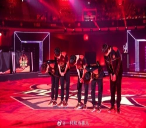 攝影師一村分享19FPX照片：人啊，其實(shí)就是活那么幾個(gè)瞬間