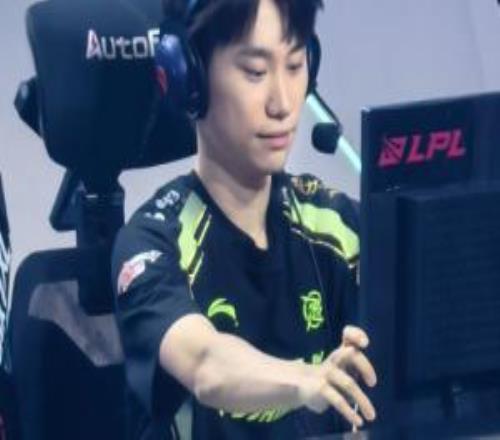 微博媒體爆料：NIP的DoinbLeaveSoloKill都已恢復(fù)自由人身份！