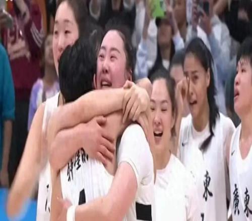 全運會廣東女籃奪冠CBA俱樂部杯賽再現(xiàn)遼粵大戰(zhàn)