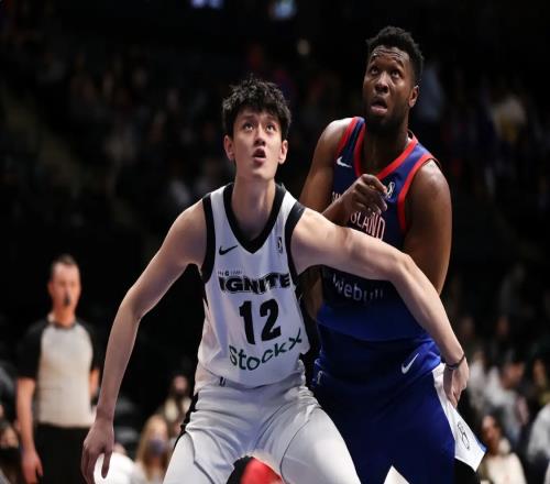 引曾凡博為戒！少走一步彎路，此人或成首位被NBA選中的中國(guó)前鋒