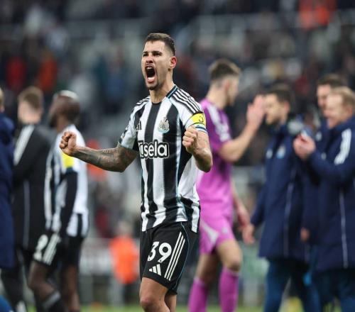 神奇的43！紐卡3次扳平+102分鐘超時絕殺創(chuàng)紀錄3連勝升英超第6