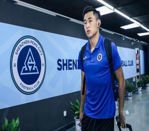 唏噓！曾經(jīng)的國足中場(chǎng)核心，年僅26歲，卻面臨無球可踢