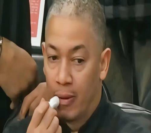 要揍裁判！庫里科爾雙雙離場！勇士湖人都來交易了