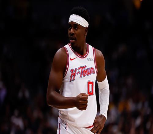 好歹得到了4分，火箭替補(bǔ)后場(chǎng)的狀態(tài)也算是有些提升了