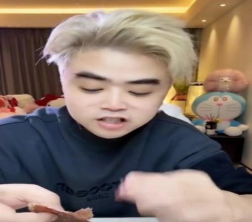 朱開(kāi)：哥哥要是不打挺可惜的18號之前只會(huì )有續約不續約就進(jìn)池子