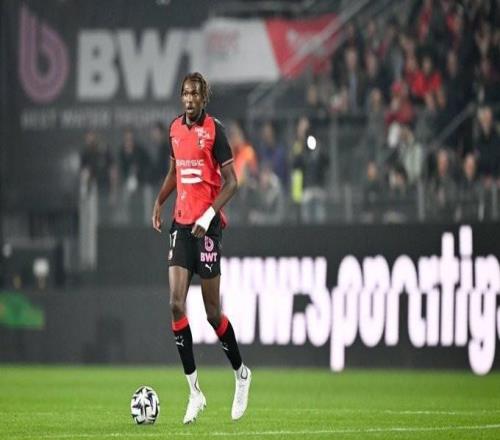 隊(duì)報(bào)：雷恩想在今夏以此前賣掉杜埃、多庫(kù)時(shí)的價(jià)格出售雅凱