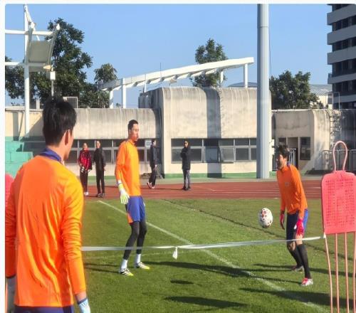 山東泰山奪冠穩(wěn)了，土洋結(jié)合引爆中超，韓鵬又迎來眾多名帥當(dāng)助教