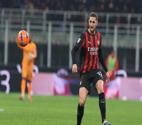 跟隊(duì)記者：拉比奧腳部傷勢明顯好轉(zhuǎn)，能出戰(zhàn)佛羅倫薩