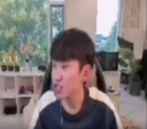 doinb：看T1跟GEN玩斗魂都輸了不能這么說不打排位是對的