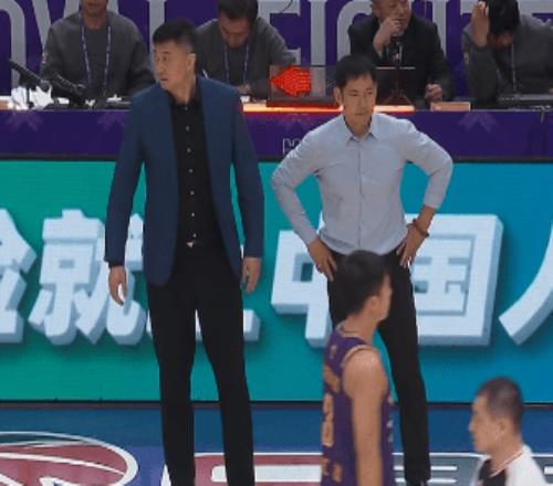 CBA廣東客場(chǎng)4分險勝北控胡明軒14分薩姆納38+9