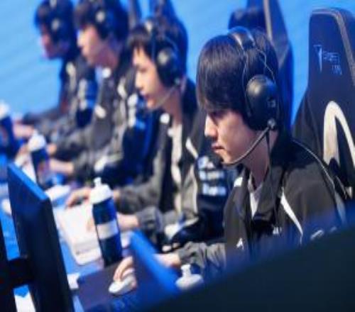 微博媒體：JKL和TES續(xù)約有突破性大進展某LCK超巨AD有來LPL意向