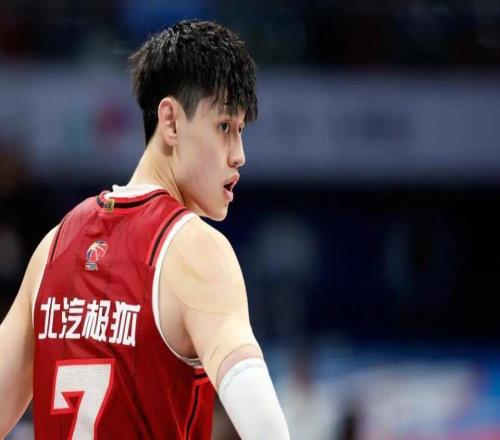 CCTV5直播！京粵大戰(zhàn)一觸即發(fā)，首鋼最強(qiáng)陣，趙睿欲送老東家首敗