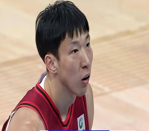 本賽季28名頂薪球員分檔：周琦第二檔，4后衛(wèi)第一檔，第五檔共6人