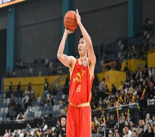 常規(guī)賽第16輪布朗狀態(tài)回升，浙江方興渡戰(zhàn)勝拿下廣州朗肽海本，豪取五連勝！