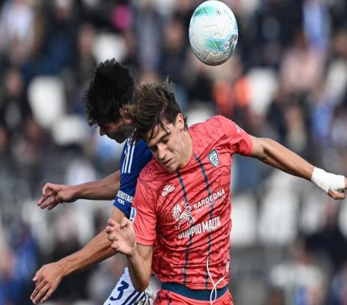 意甲最新積分戰(zhàn)報：米蘭掉鏈子，尤文屢攻不下，榜首易主