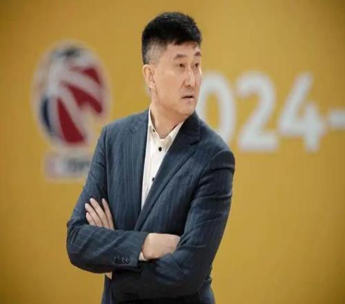 塵埃落定！廣東隊(duì)新賽季12人大名單浮出水面杜鋒擁豪陣沖冠