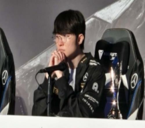 Faker：除了健康問題游戲內部的話我覺得年紀并不會造成問題