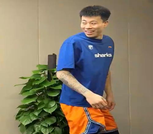 有趣！男籃國手得0分，參加CBA新聞發(fā)布會(huì )被驅逐出場(chǎng)