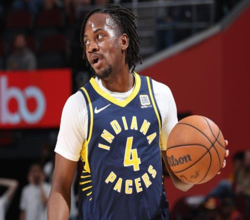 強援報到，火箭雙向合同簽下冠軍后衛，他曾讓馬刺卡斯爾讓出球權