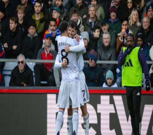 殊為不易，芒特曼聯(lián)生涯首次在英超聯(lián)賽打滿(mǎn)全場(chǎng)