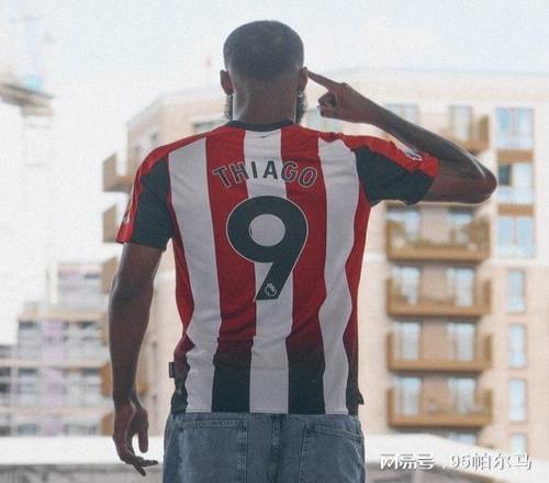 進(jìn)球追趕哈蘭德，曼聯(lián)利物浦有感觸，英超大塊頭距離豪門(mén)倒計(jì)時(shí)