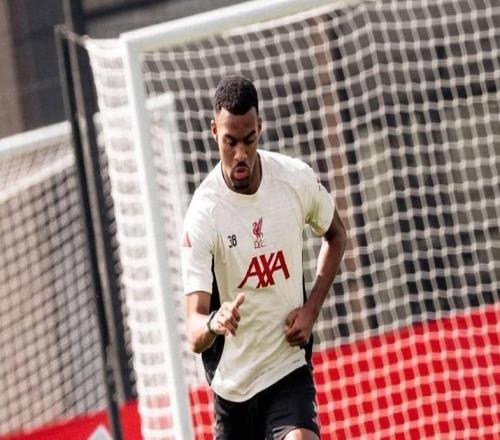 郵報：赫拉芬貝赫在利物浦很開(kāi)心，其經(jīng)紀人未與俱樂(lè )部談續約