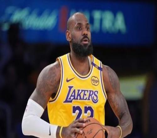 伊戈達(dá)拉談?wù)材匪梗赫騻ゴ蟛艜?huì)引發(fā)輿論，他仍能用頭腦統(tǒng)治比賽