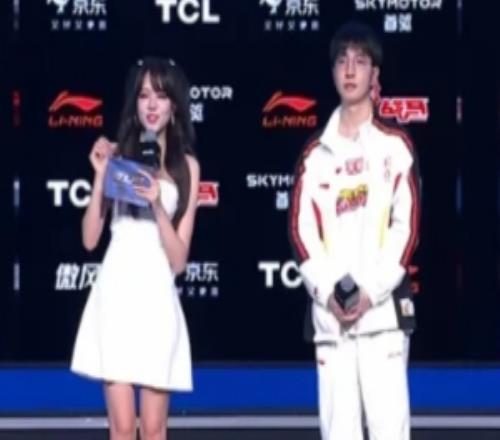 賽后采訪Elk：賽前沒有特別關注對方下路，就是順其自然