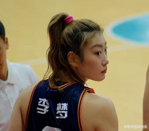 轟20+9！30歲李夢重回巔峰：女版詹姆斯大秀傳球，宮魯鳴召回她