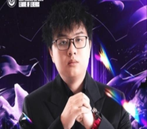 MVKE官宣Sofm卸任主教練：感謝你為這支隊(duì)伍做出的一切