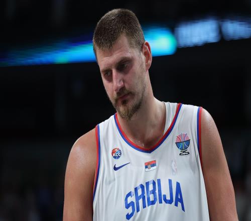名記：約基奇現(xiàn)在狀態(tài)不太好不知道會不會延續(xù)到NBA新賽季