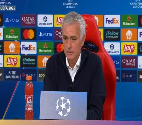 穆帥：我堅信我們還沒(méi)出局今天裁判很有風(fēng)格但水平不高