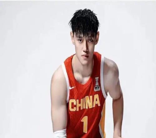 曾凡博二次闖美前景如何合同轉(zhuǎn)正有難度也有利好