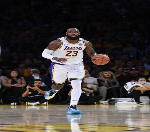 名記：詹姆斯正召集投資者欲推出新籃球聯(lián)賽計(jì)劃與NBA競爭