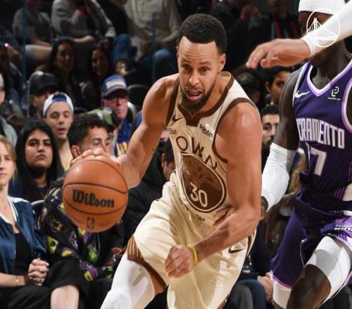 庫里27+10勇士擊退國王2連勝，巴特勒15+6+6德羅贊24分