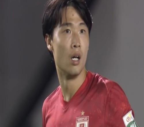 博主：新鵬城與此前自宣離開亞泰的李申圓進(jìn)行接觸