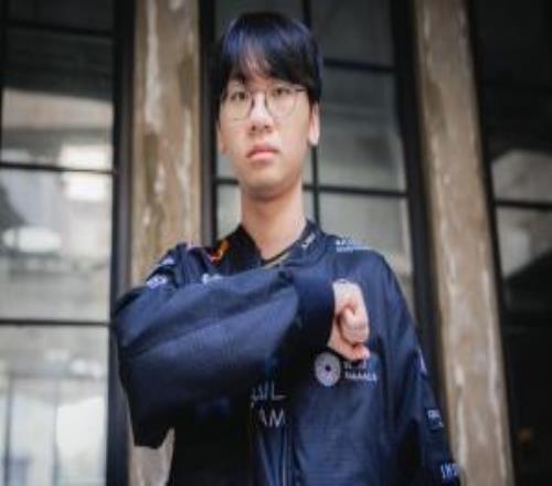 這才是熟悉的感覺！離譜開團大招撞墻Doran塞恩災(zāi)難發(fā)揮戰(zhàn)績455